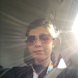 Meet your Posher, Madi